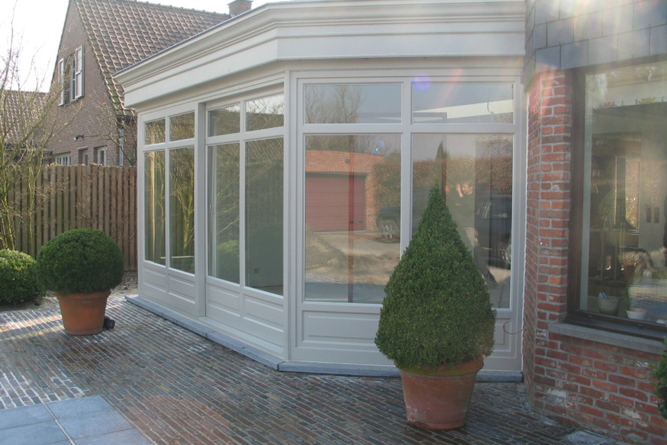 Aanbouw